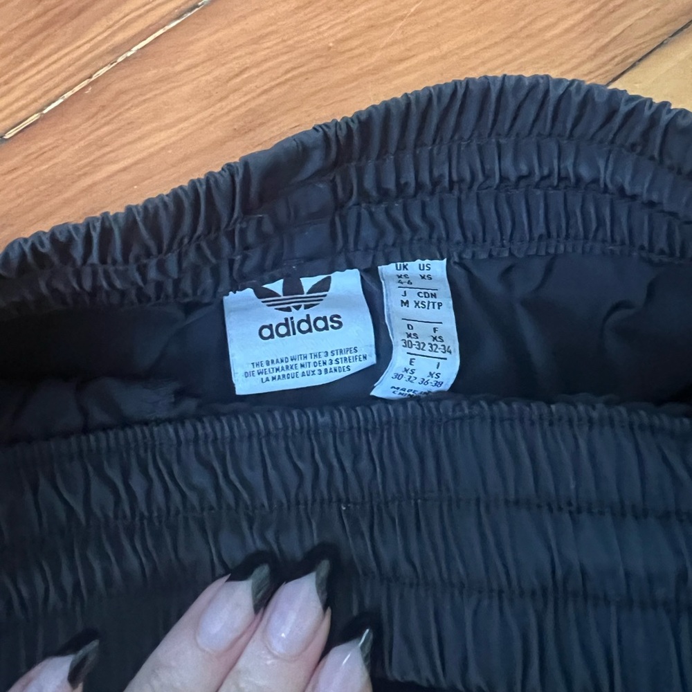 Adidas Lace Shorts - Picture 5 of 6